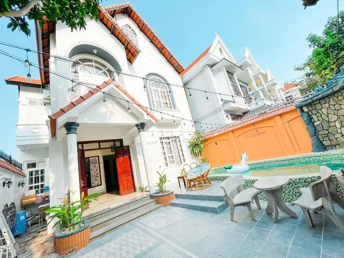 Lavie House 2 - 8B Lac Long Quan Vung Tau Villa